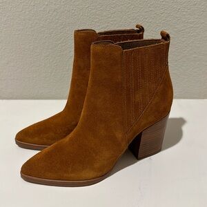 Marc Fisher Alva bootie size 6.